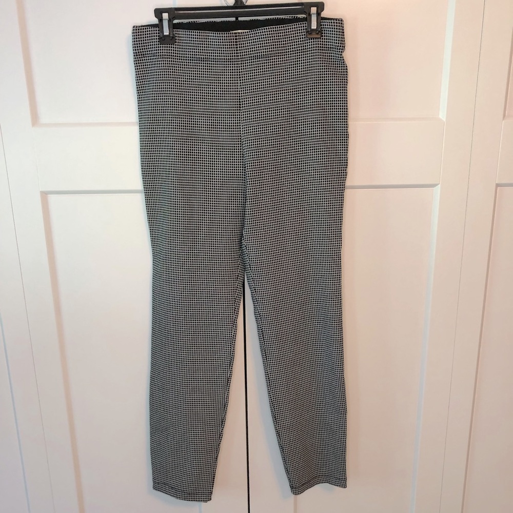 Max Studio stretch ankle pants